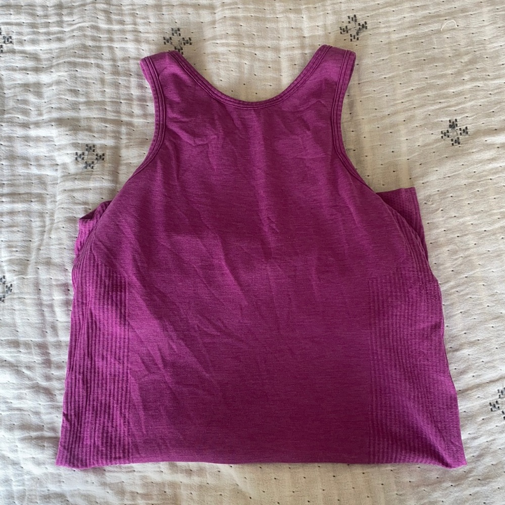 Lululemon high neck top